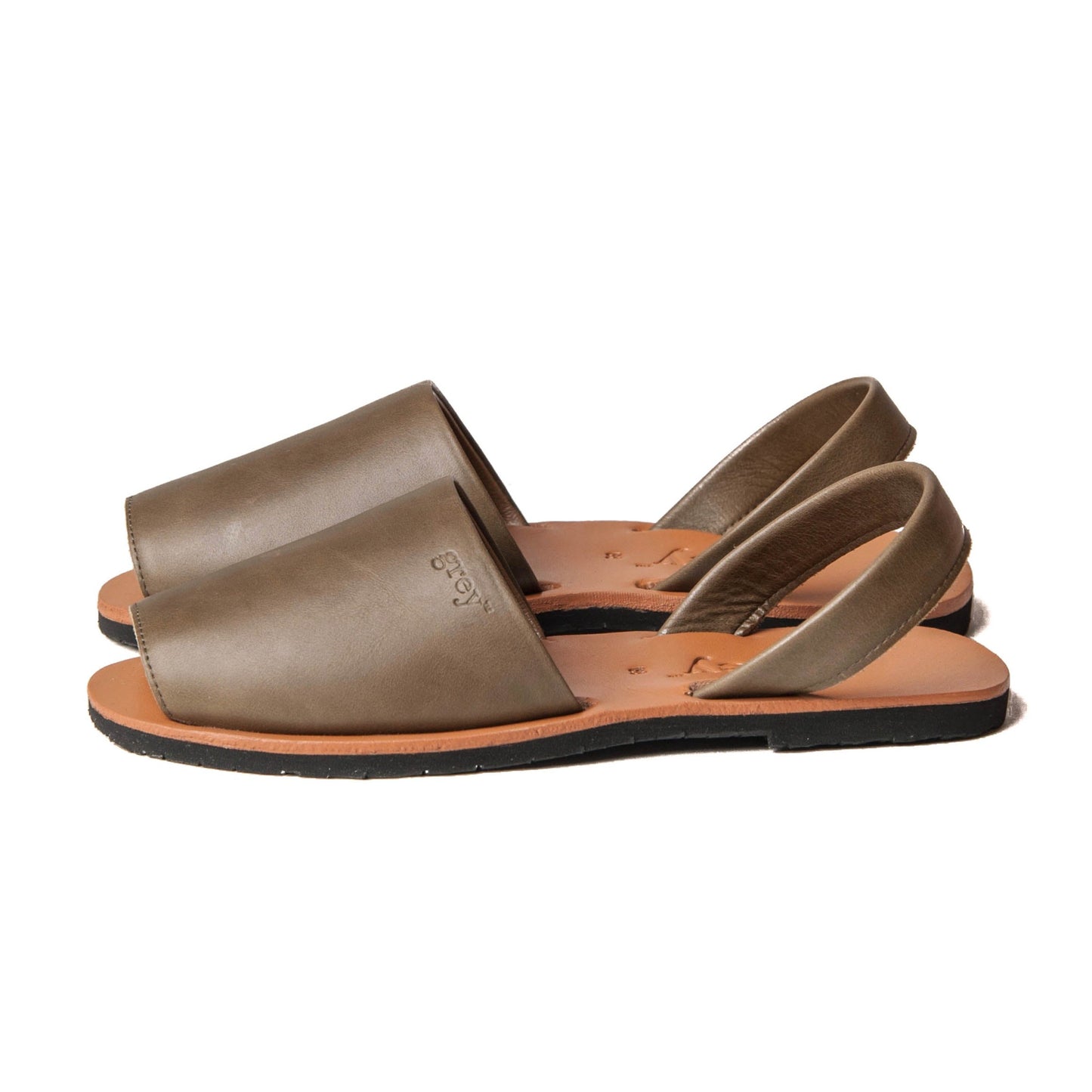 Rianna / Rio (Resort Green) - greyortenhill