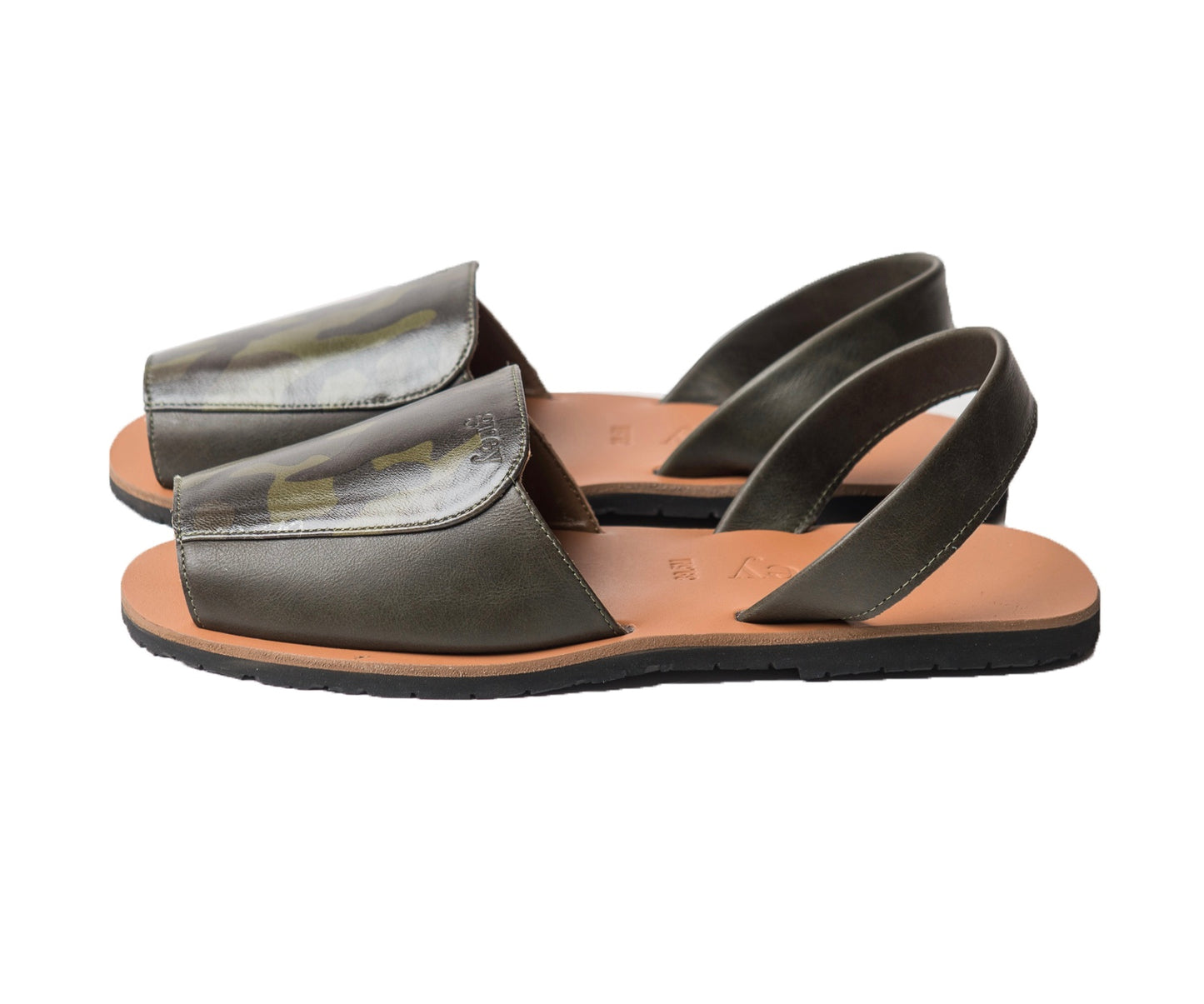 Mavra / Max (Maven Camo) - greyortenhill