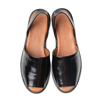 Grey By Ortenhill Madison Cushioned Flats (Black)