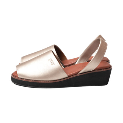 Grey By Ortenhill Madison CushWedge (Pewter)