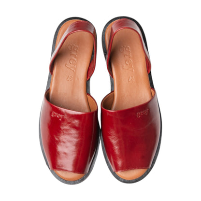 Madison Flats in Deep Red - Grey by Ortenhill