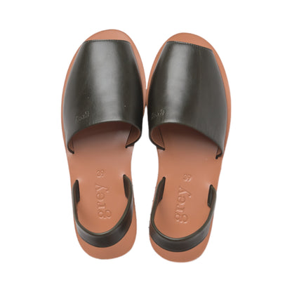 Spring / Springer (Spruce) - Grey by Ortenhill